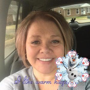 Meet your Posher, Holly